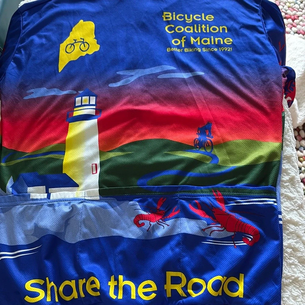 Vomax Cycling Jersey with Maine Motif (L)
Made in USA - Picture 6 of 6